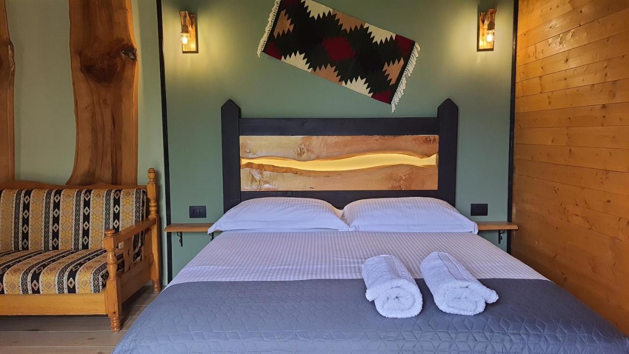 Room With Private Garden Шкодер Екстер'єр фото